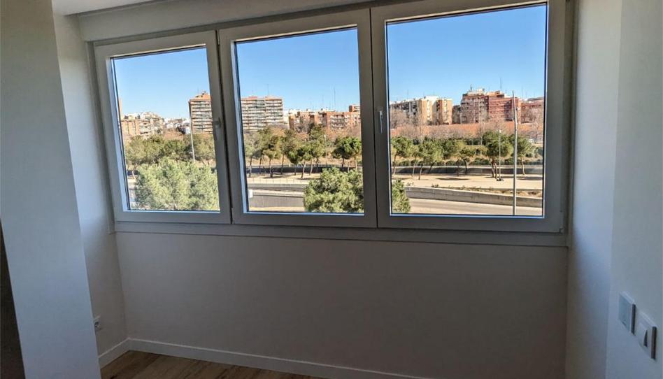 Flat to rent in Avenida del Manzanares, 194, Moscardó, Madrid Capital - image 1 Photo 1 of Flat to rent in Avenida del Manzanares, 194, Moscardó, Madrid Capital