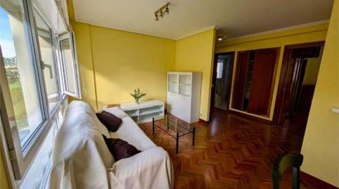 Foto 3 de Piso en venta en Valdenoja, Santander