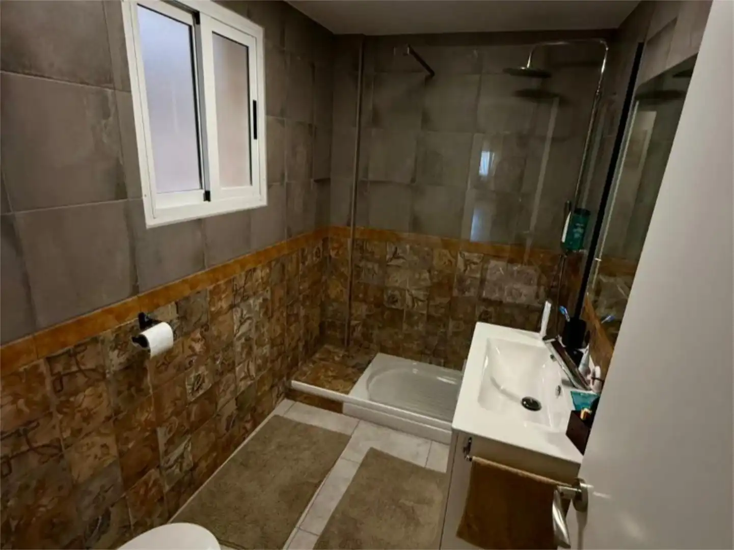 Piso en venta en Calle Alfonso Salazar, 8, Los Urrutias Baño de Piso en venta en Cartagena con Aire acondicionado, Terraza y Amueblado