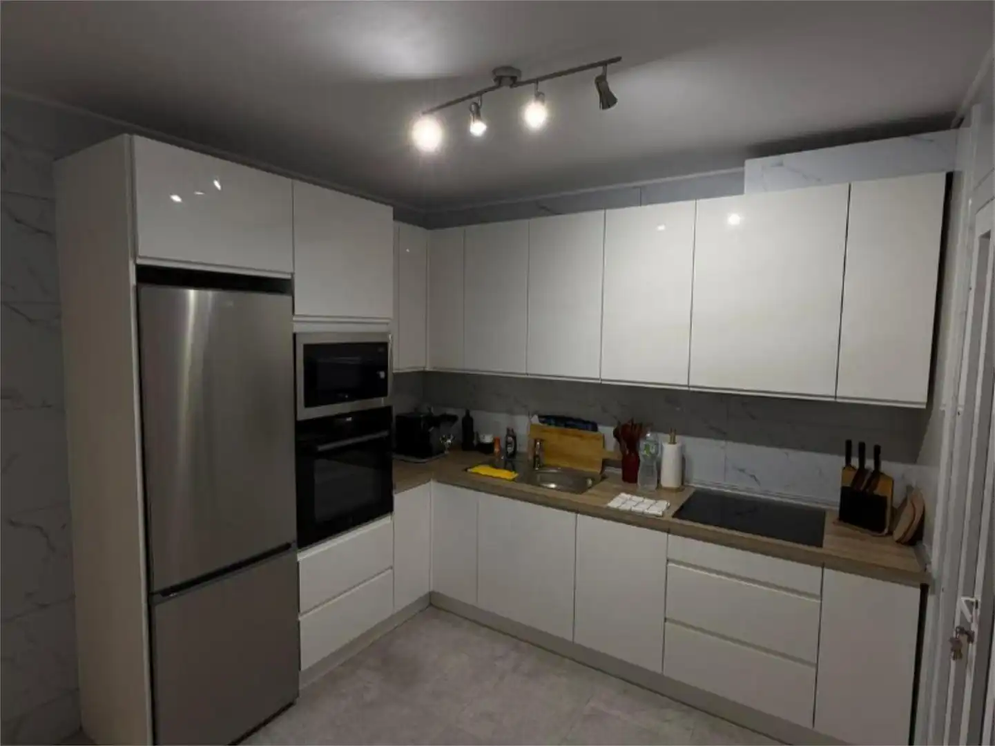 Piso en venta en Calle Alfonso Salazar, 8, Los Urrutias Cocina de Piso en venta en Cartagena con Aire acondicionado, Terraza y Amueblado