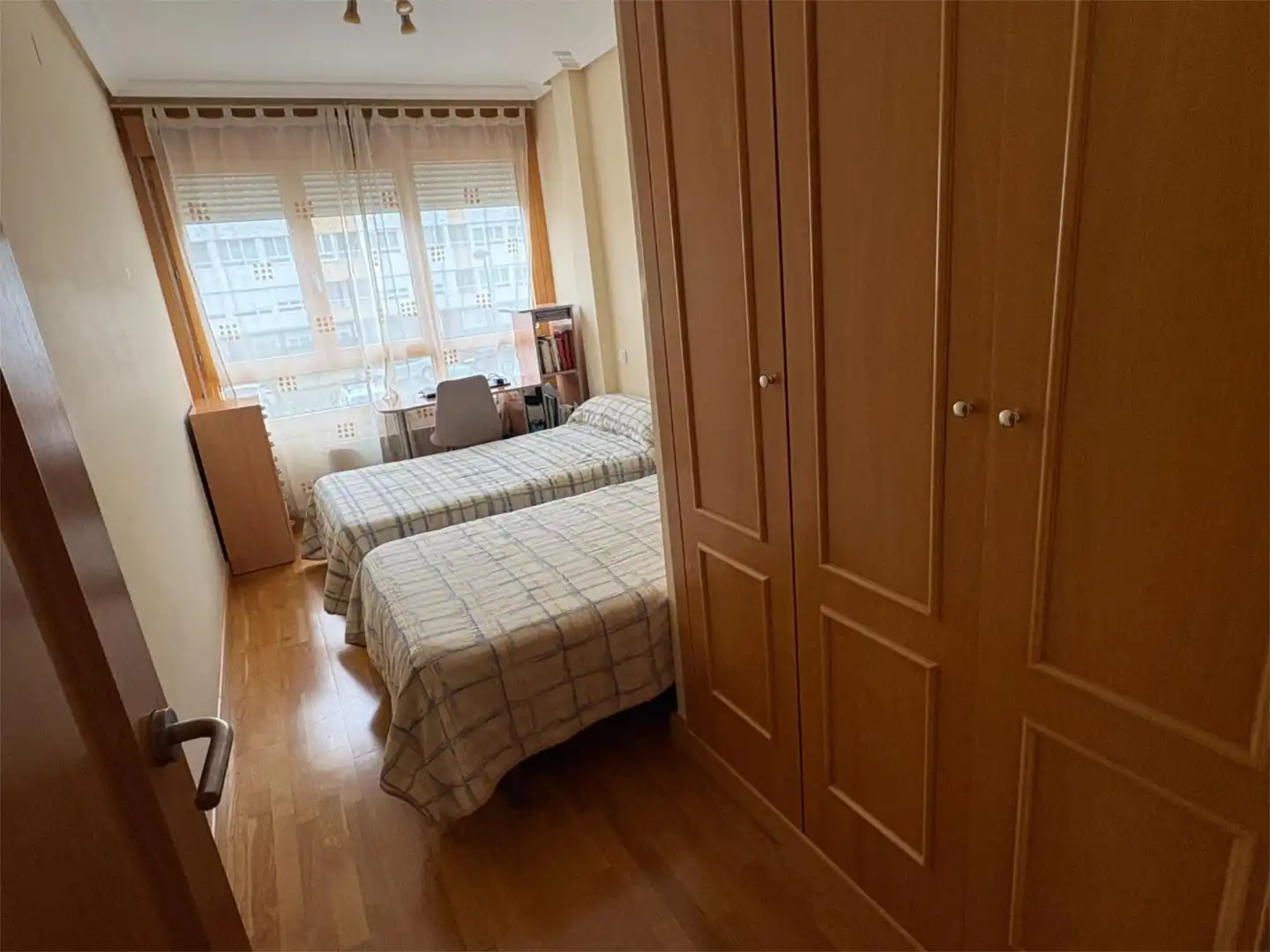 Flat for sale in Paseo de Media Luna, 7, Universidad - Las Huelgas