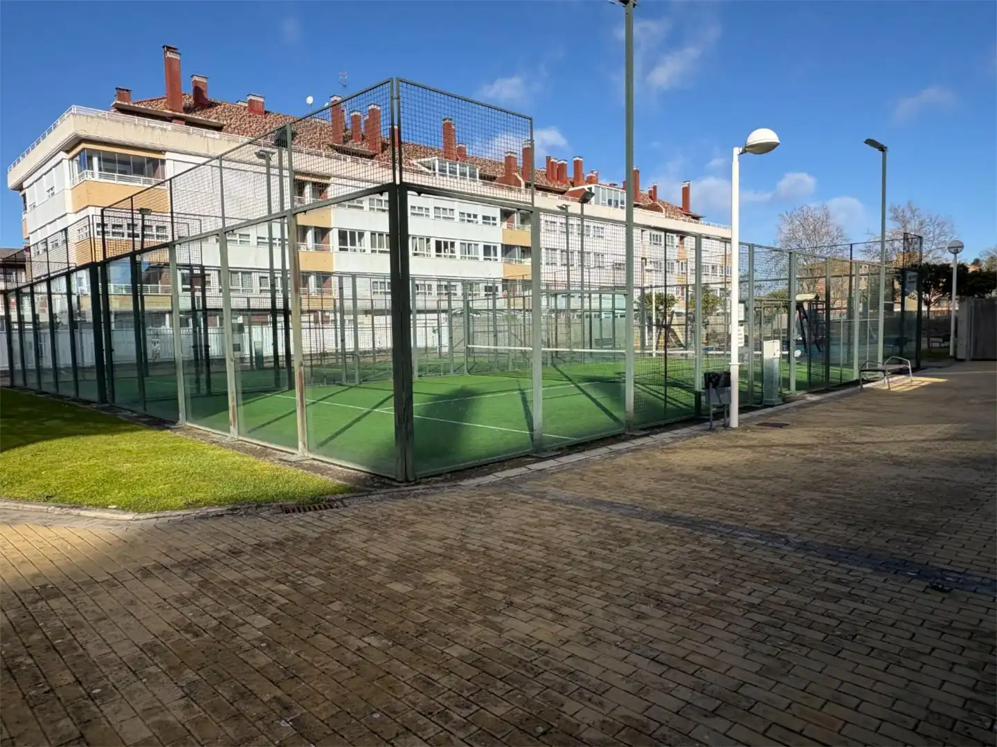 Flat for sale in Paseo de Media Luna, 7, Universidad - Las Huelgas