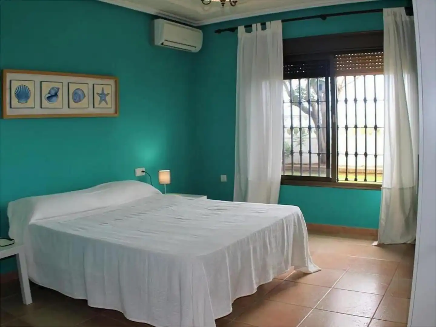 Houses for rent in Calle el Salmonete, 7, Novo Sancti Petri Bedroom of Houses for rent in Chiclana de la Frontera with Air Conditioner, Private garden and Terrace