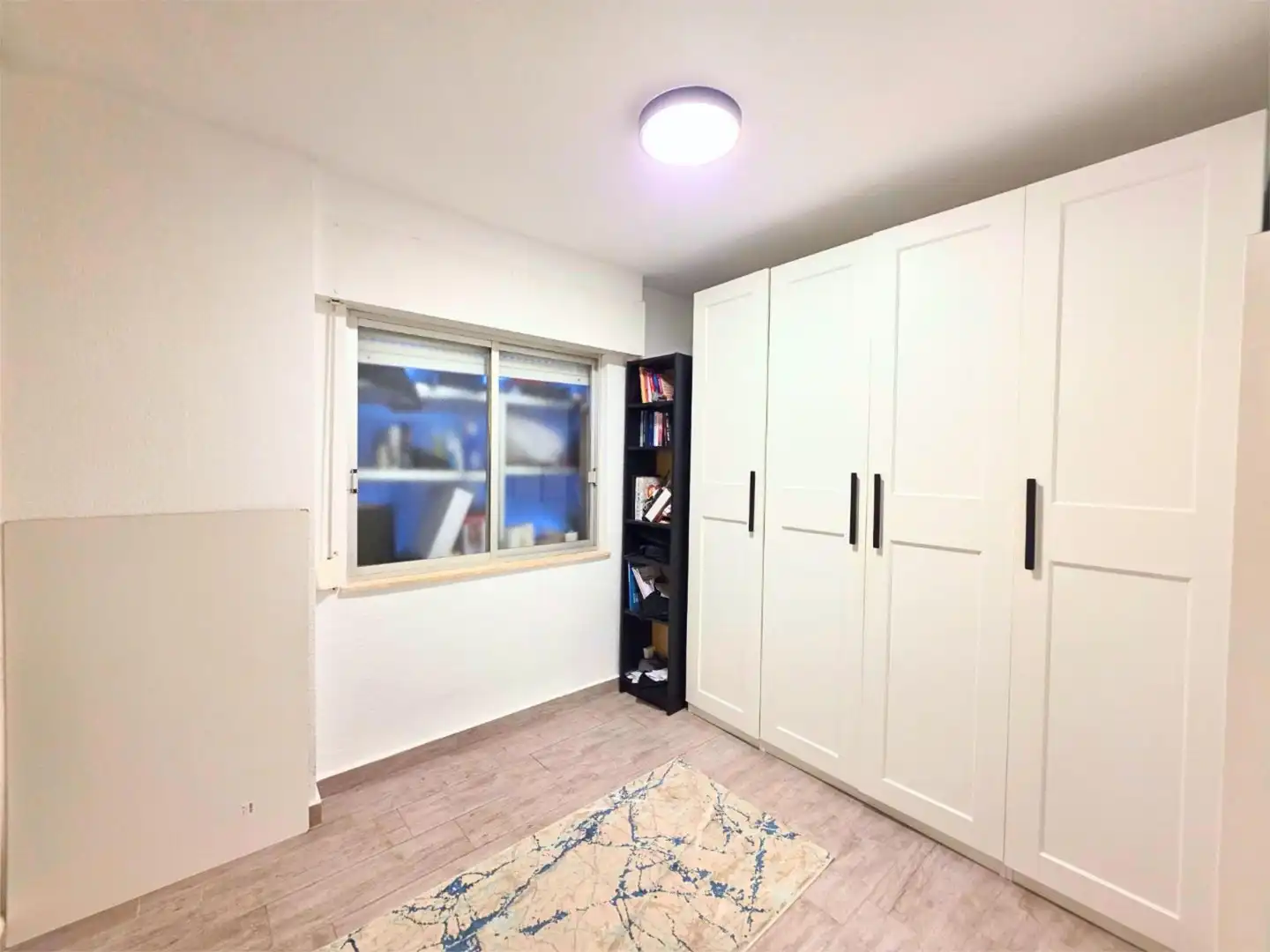 Piso en venta en Calle Gumersindo, 89, Las Piscinas Naturales Habitación de Piso en venta en Torrevieja con Aire acondicionado