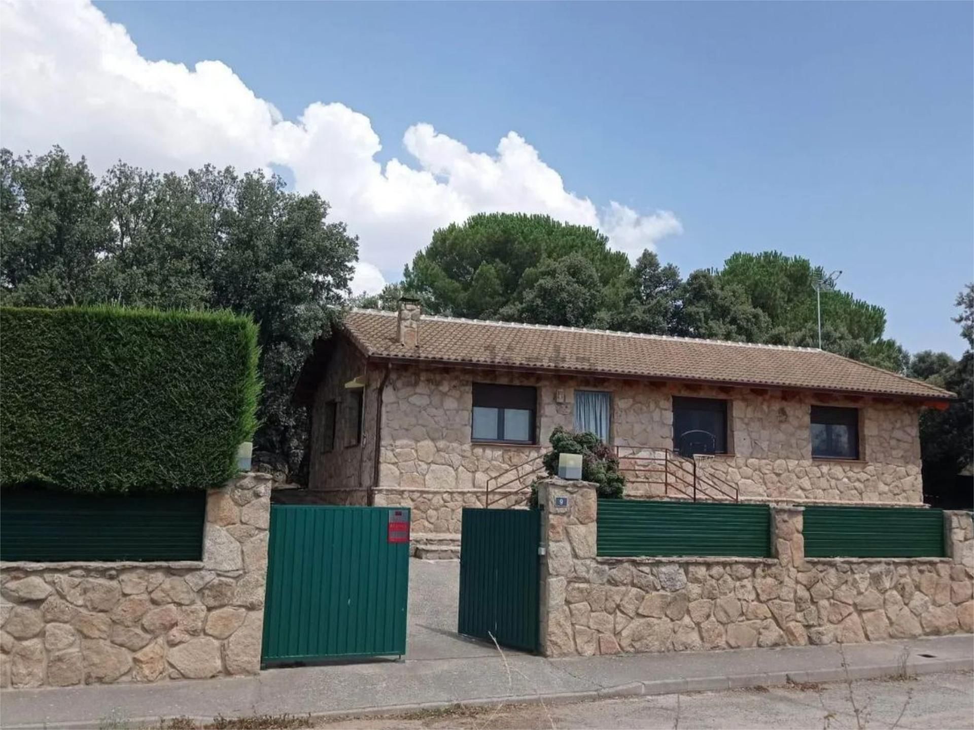Exterior view of House or chalet for sale in Ituero y Lama  with Terrace and Swimming Pool