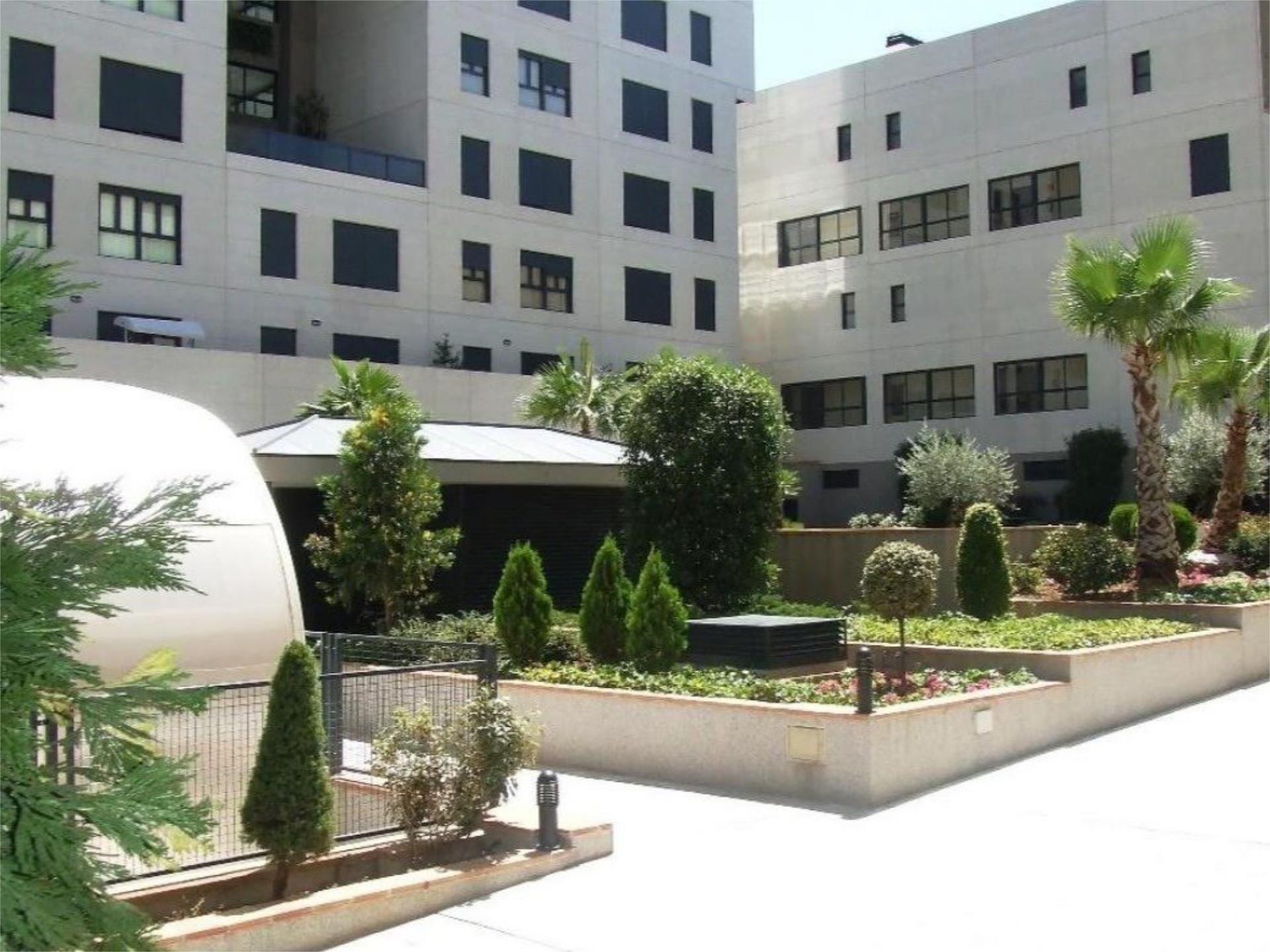 Apartamento de alquiler en Avenida de la Constitución, 85, El Barral Ferial Vista exterior de Apartamento de alquiler en Coslada con Aire acondicionado, Calefacción y Parquet