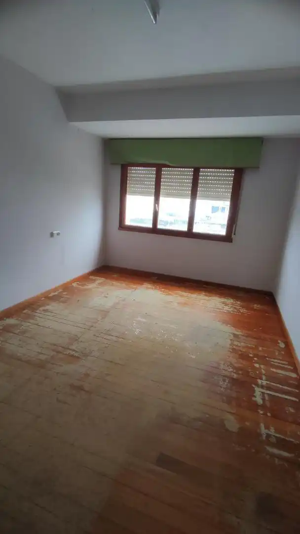 Pis en venda a Rúa Nosa Señora do Carme, 20, Burela Dormitori de Pis en venda en Burela amb Traster