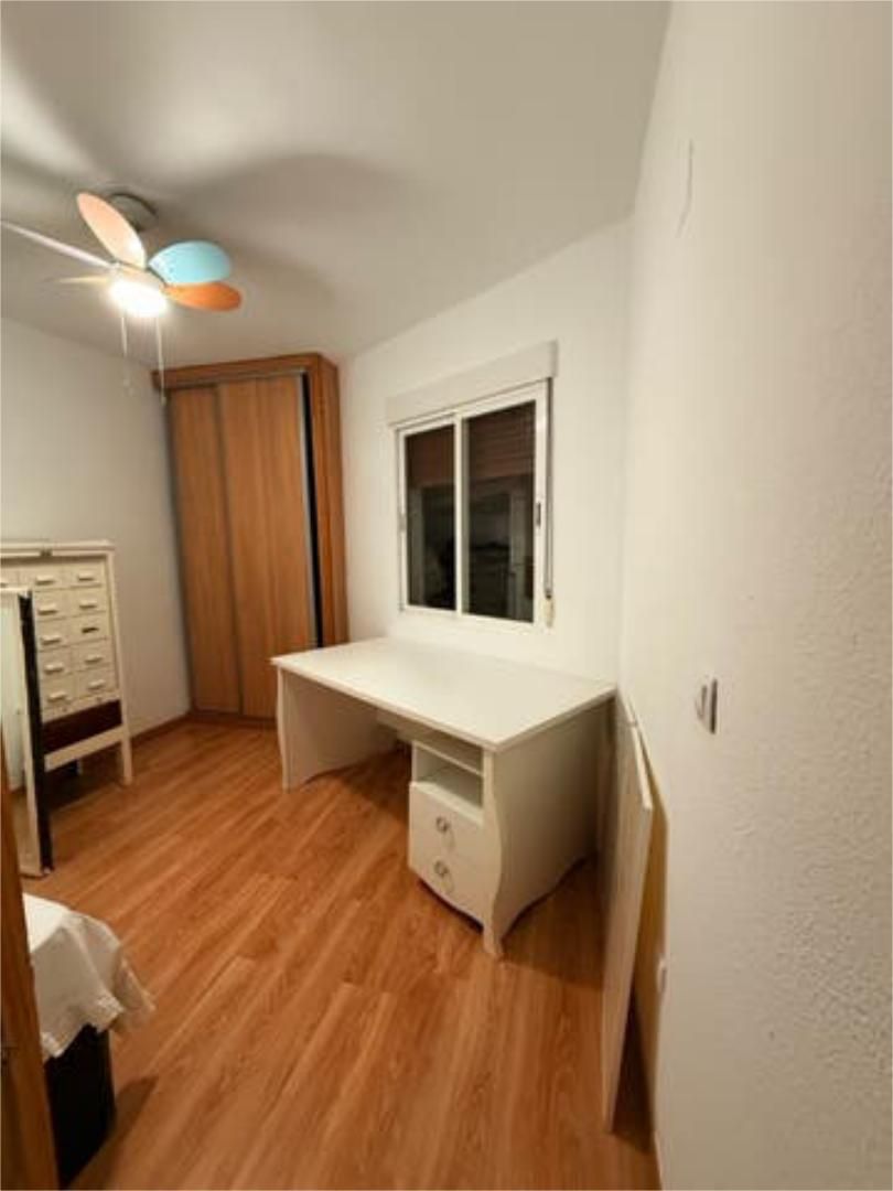 Pis de lloguer a Torredelcampo Dormitori de Pis de lloguer en Torredelcampo amb Terrassa i Moblat