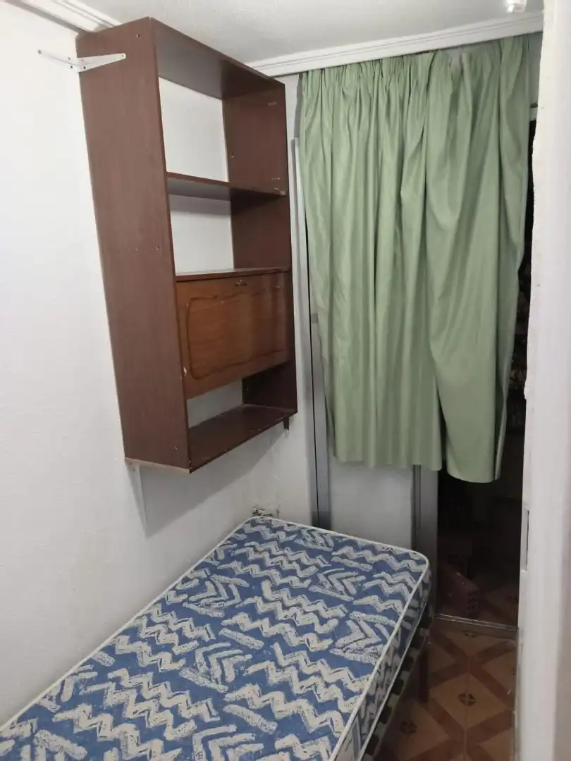 Habitación en Carrer de Jumella, 3, Tres Forques Habitación en Carrer de Jumella, 3, Tres Forques
