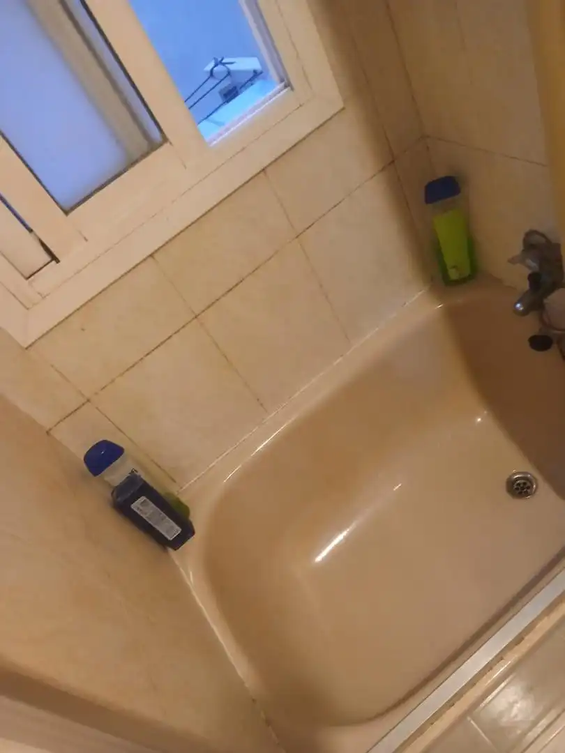 Habitación en Carrer de Jumella, 3, Tres Forques Baño de Piso para compartir en Valencia con Parquet, Amueblado y Horno