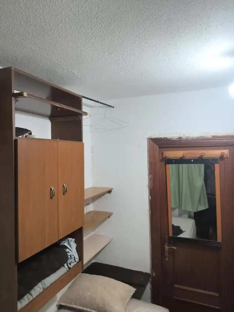 Habitación en Carrer de Jumella, 3, Tres Forques Habitación de Piso para compartir en Valencia con Parquet, Amueblado y Horno