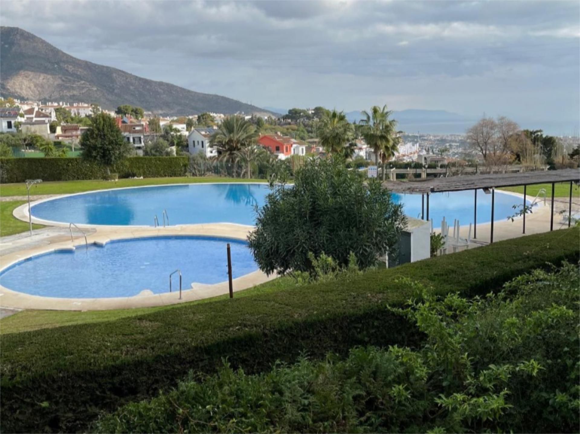 Pis de lloguer a Calle Heliotropo, 21, Los Nadales - Tio Charles Piscina de Pis de lloguer en Benalmádena amb Traster, Piscina i Moblat