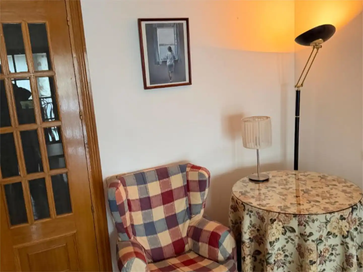 Pis de lloguer a La Paz Sala d'estar de Pis de lloguer en Madrid amb Aire condicionat, Calefacció i Jardí privat