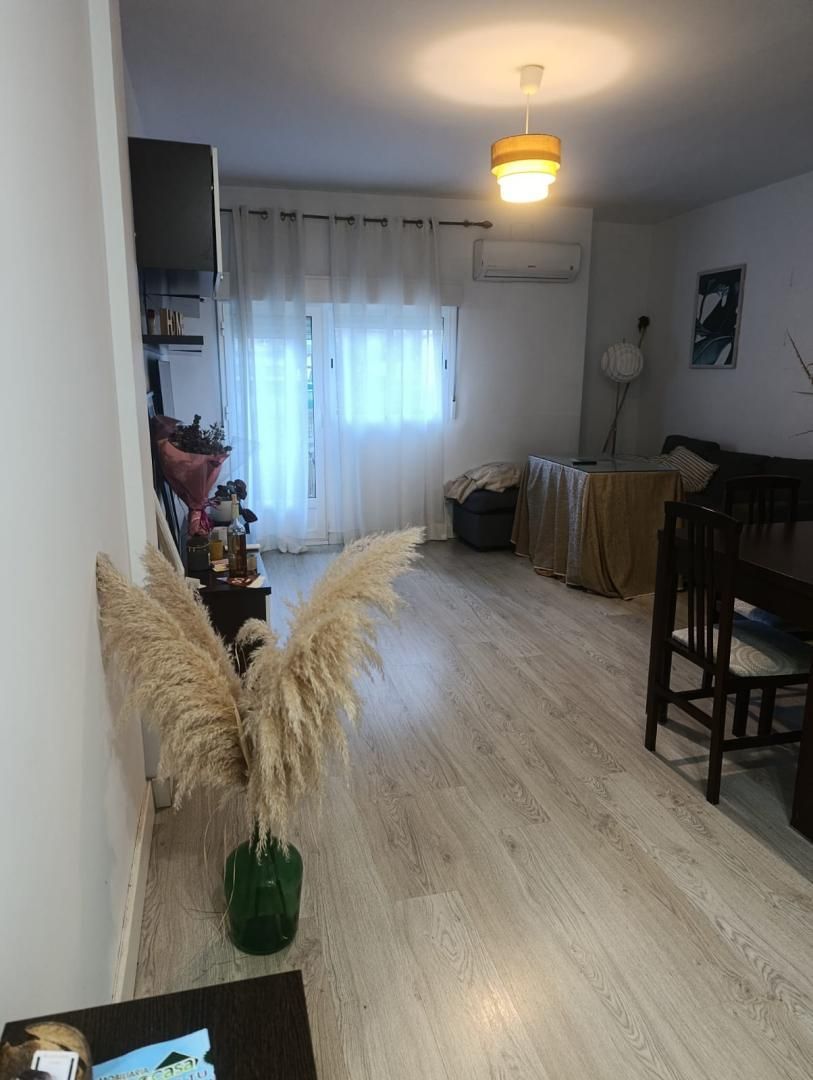 Flat to rent in Avenida Augusto Vázquez, La Estación
