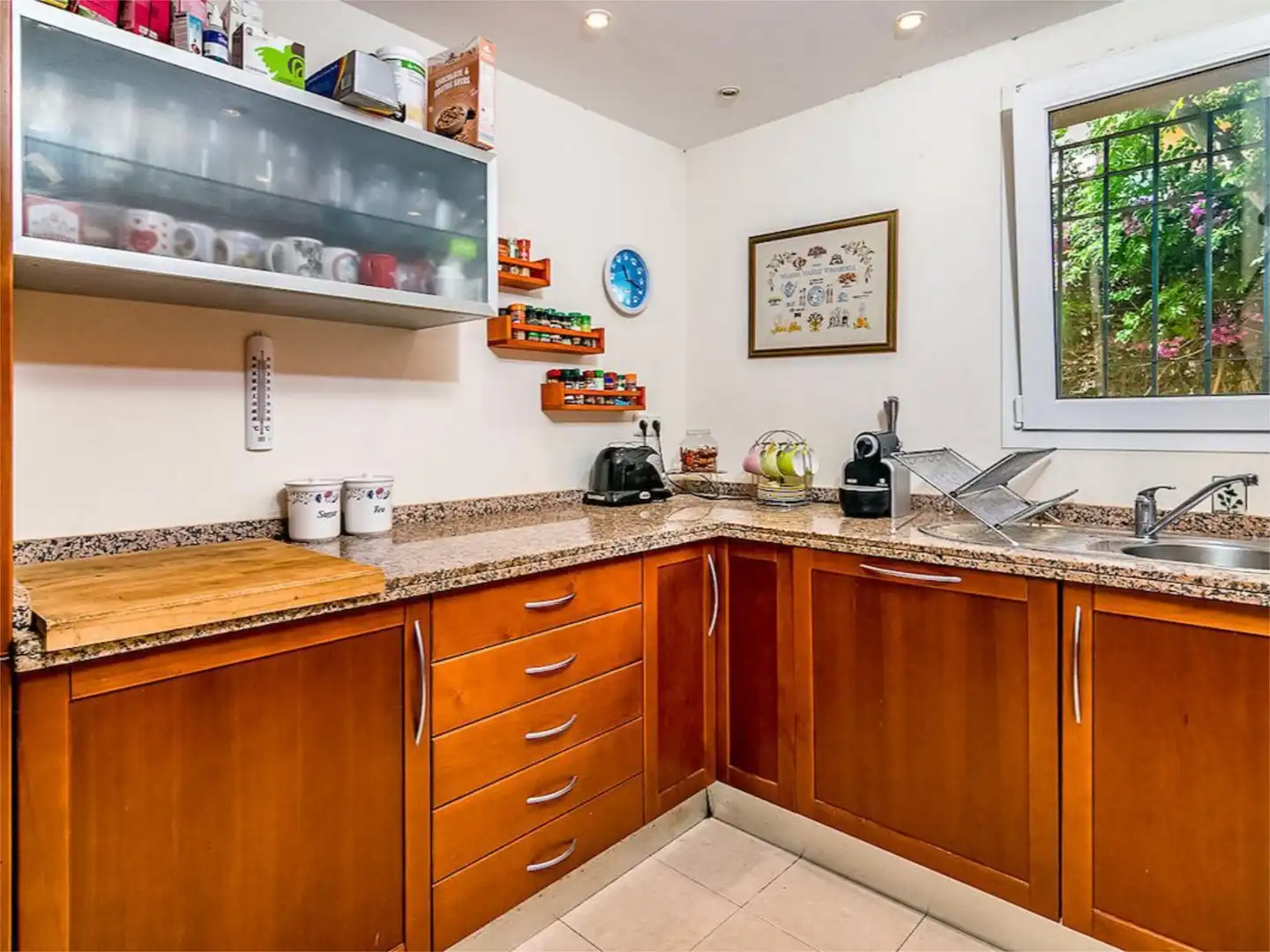Küche von Einfamilien-Reihenhaus zum Verkauf in Mijas mit Klimaanlage, Terrasse und Balkon