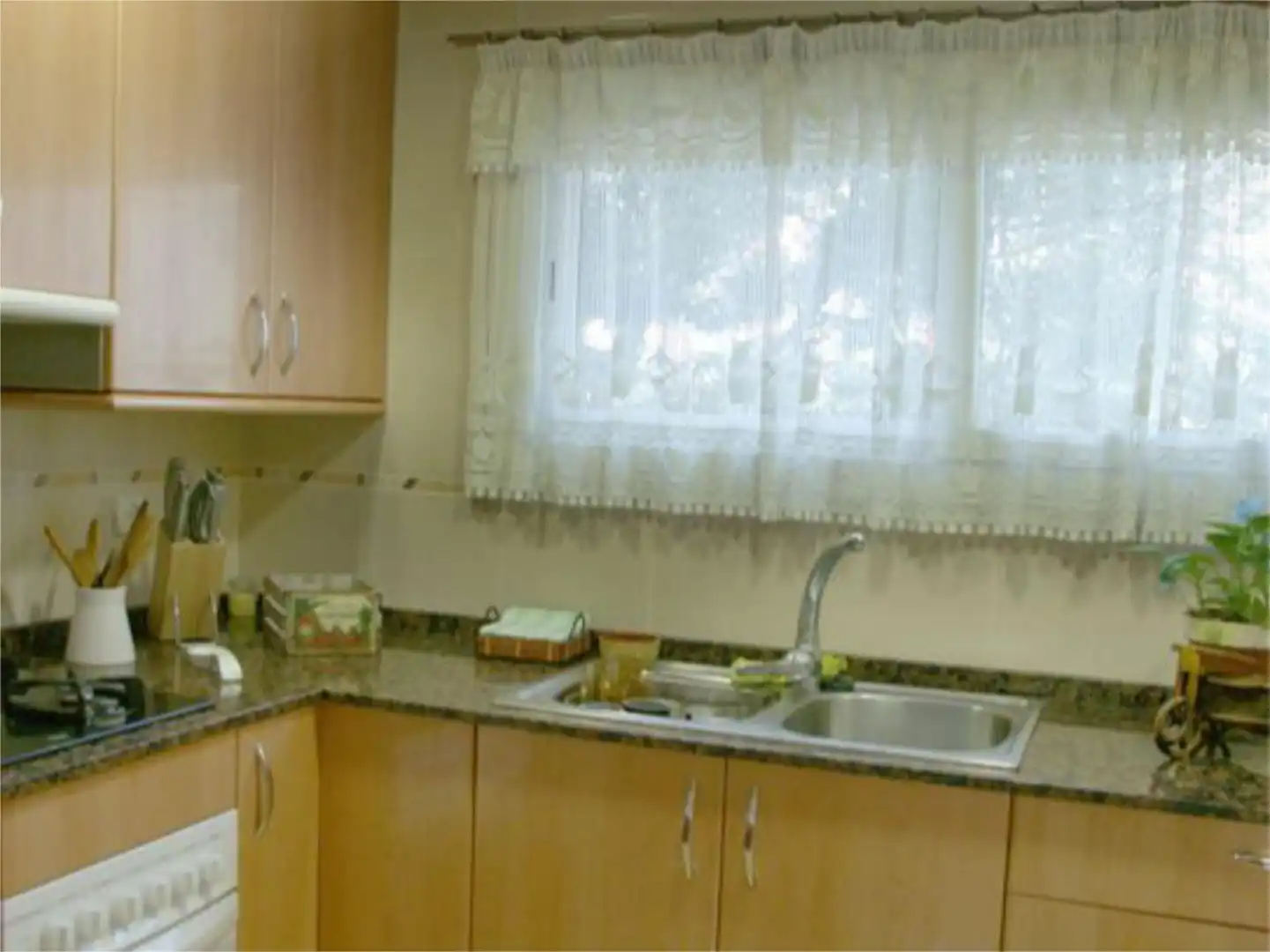 Wohnung zum Verkauf in Passeig de Valldaura, 113, La Guineueta Küche von Wohnung zum Verkauf in Barcelona Capital mit Balkon