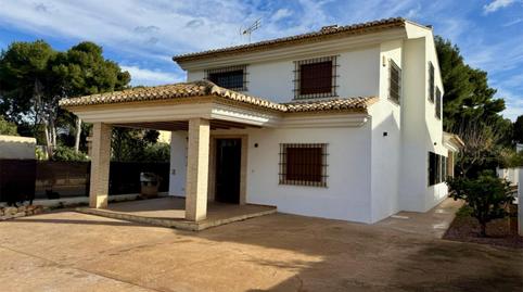 Foto 3 de Casa o xalet en venda a Calle Algezares, 12a, Los Pinares - La Masia, Bétera