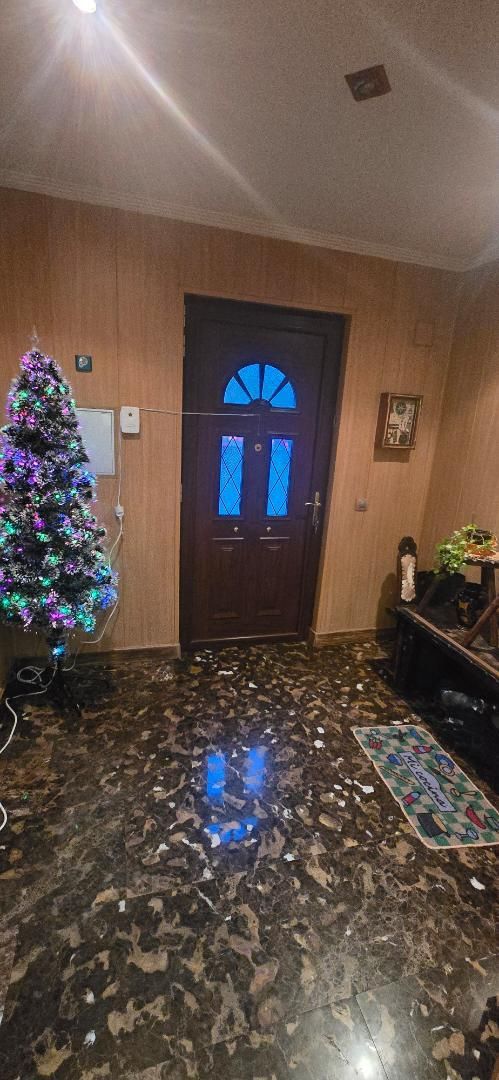 Casa adosada de lloguer en La Robla  amb Calefacció, Jardí privat i Parquet