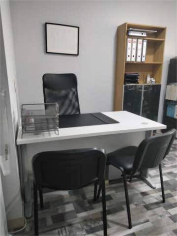 Oficina en Alquiler en San Jerónimo - La Bachillera