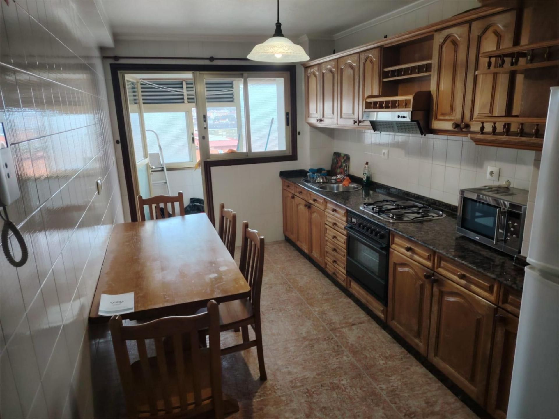 Flat for sale in Rúa Alcalde Jaime Hervada, 35, Agra del Orzán - Ventorrillo Kitchen of Flat for sale in A Coruña Capital with Parquet flooring, Storage room and Furnished
