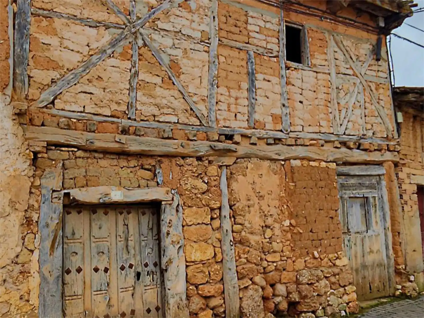 Vista exterior de Casa adosada en venda en Cebrecos