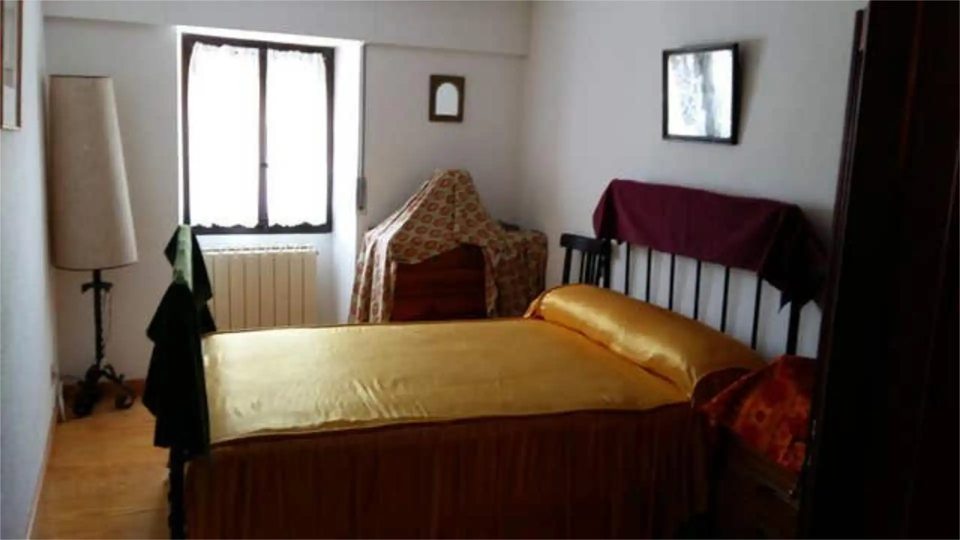 Bedroom of Houses for sale in Mecerreyes