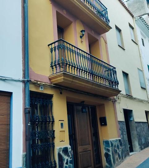 Casa adosada en venda a Carrer de Sant Antoni, 9, Eslida, Castellón - imatge 2 Foto 2 de Casa adosada en venda a Carrer de Sant Antoni, 9, Eslida, Castellón