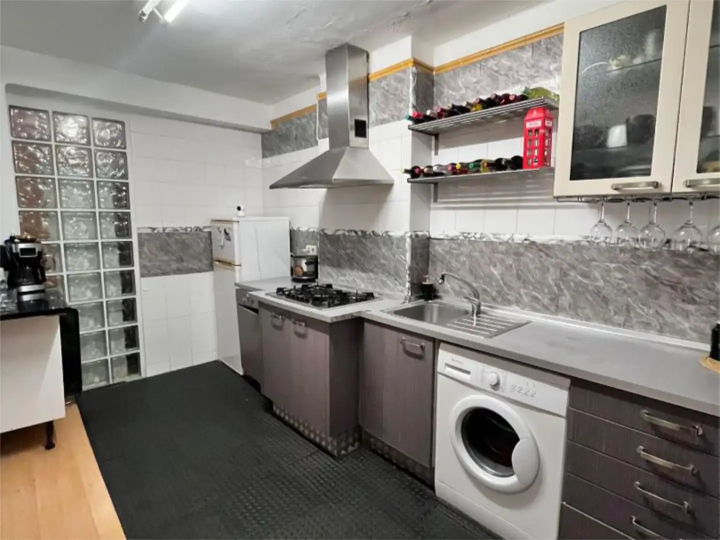 Piso en venta en Calle Coli Escalona, Leonardo, 51, Sabiñánigo Centro - Aurín Cocina de Piso en venta en Sabiñánigo con Calefacción, Parquet y Trastero
