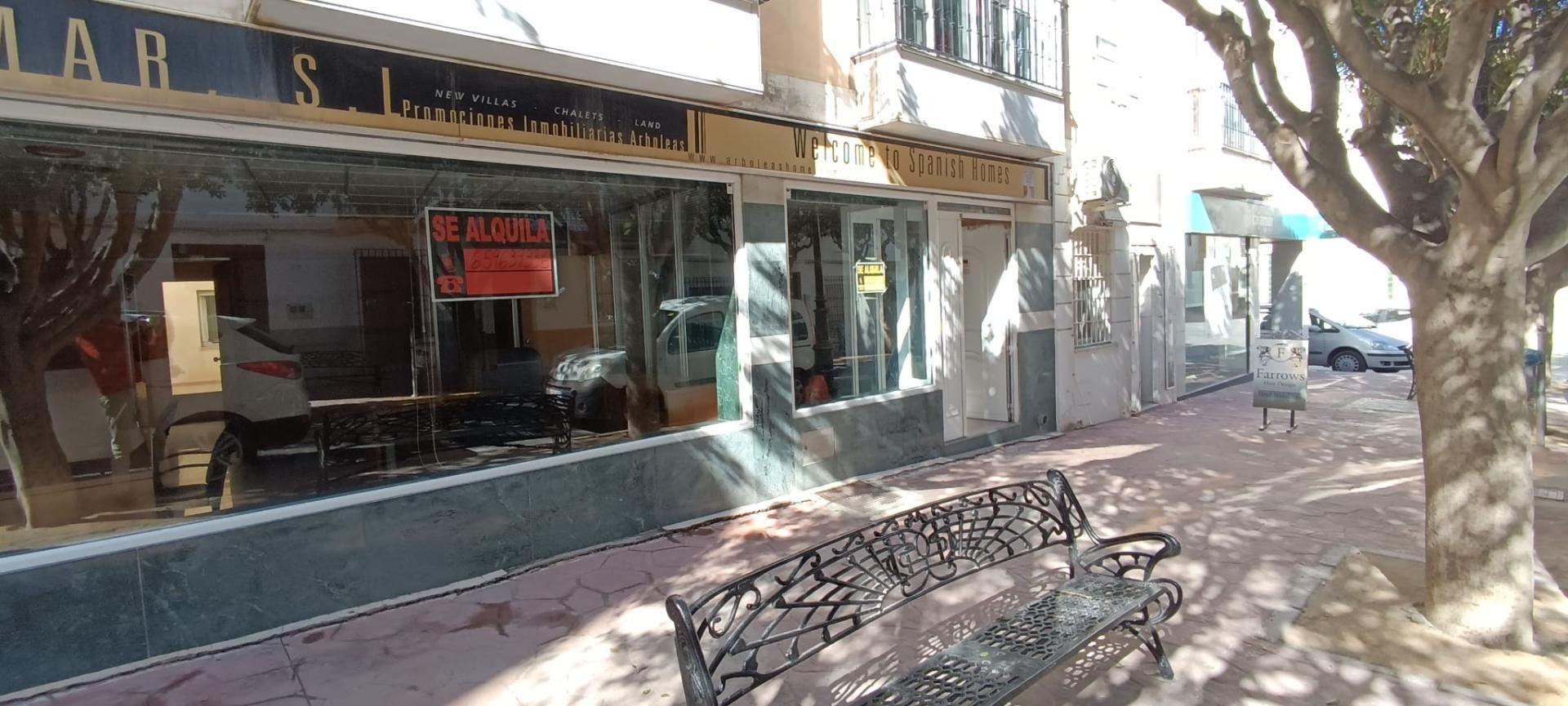 Office for rent in Arboleas