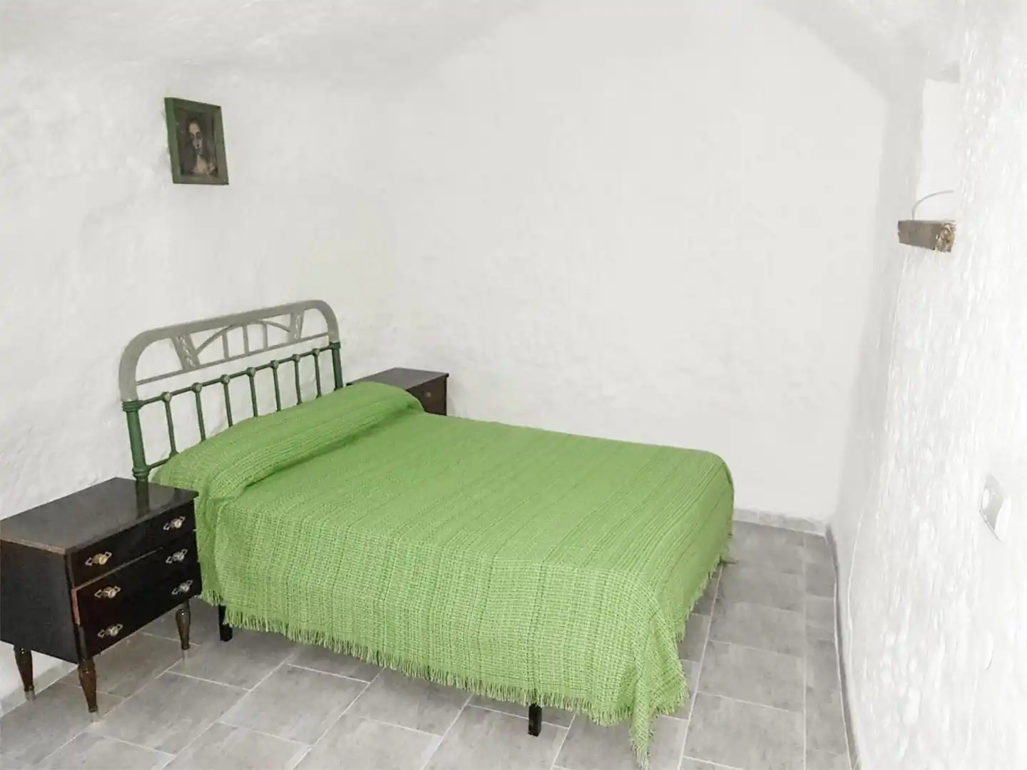 Pis en venda a Calle Alhambra, 34, Villanueva de las Torres Dormitori de Pis en venda en Villanueva de las Torres amb Aire condicionat, Calefacció i Jardí privat