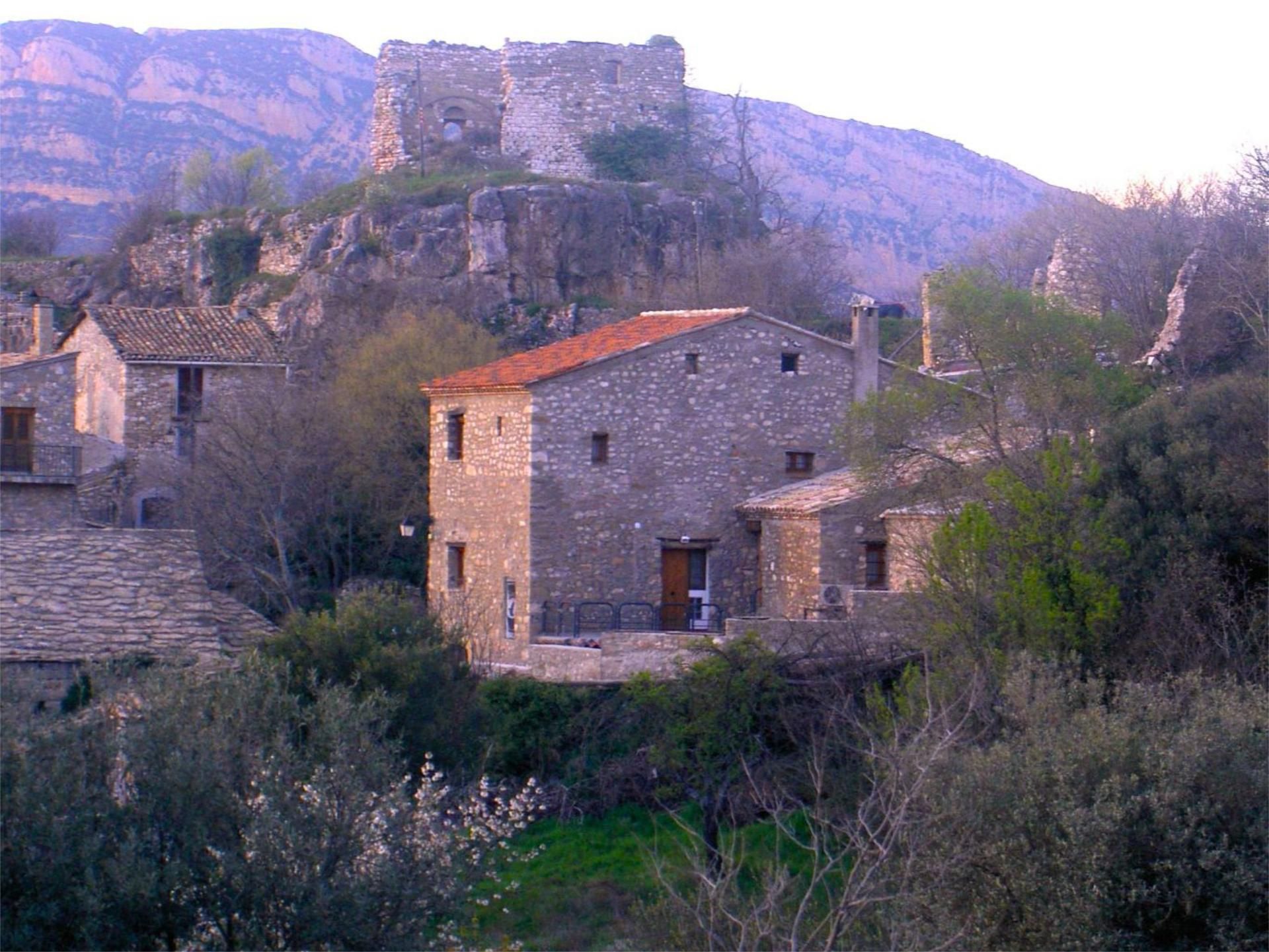 Vista exterior de Casa o xalet en venda en Camarasa amb Aire condicionat