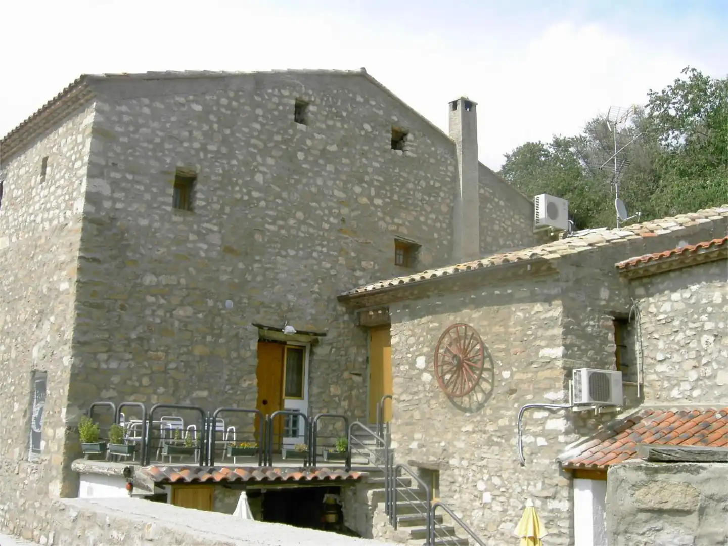 Casa o xalet en venda a Carrer del Fossar, 3, Camarasa Vista exterior de Casa o xalet en venda en Camarasa amb Aire condicionat