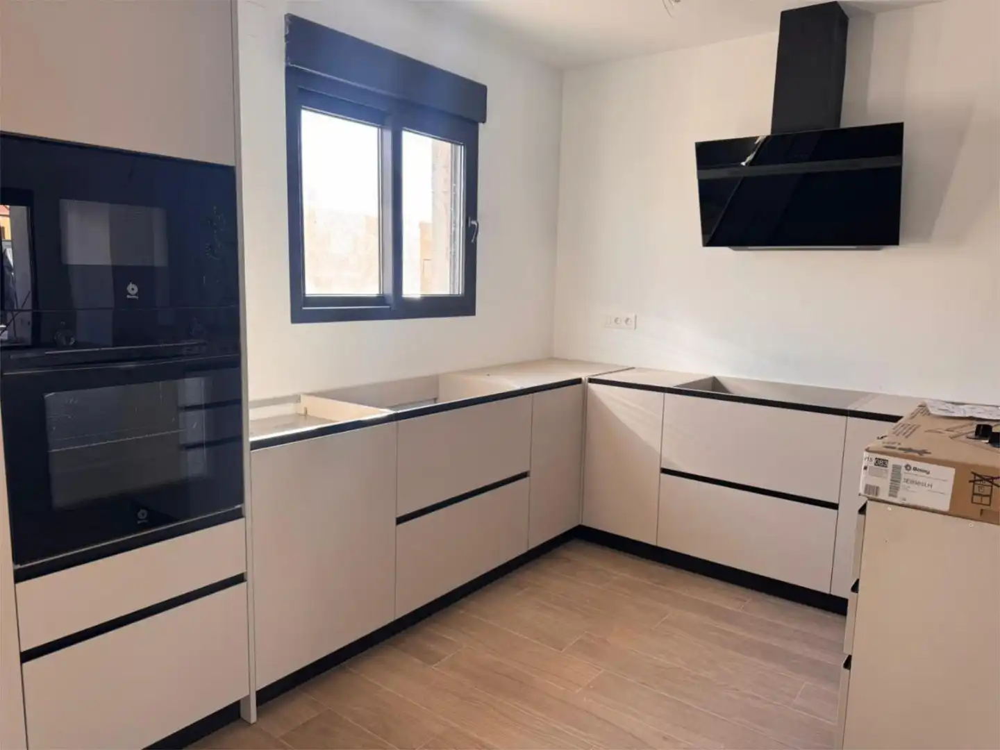 Casa o chalet en venta en Calle Fuente Loca, 17, La Romana Cocina de Casa o chalet en venta en La Romana con Piscina