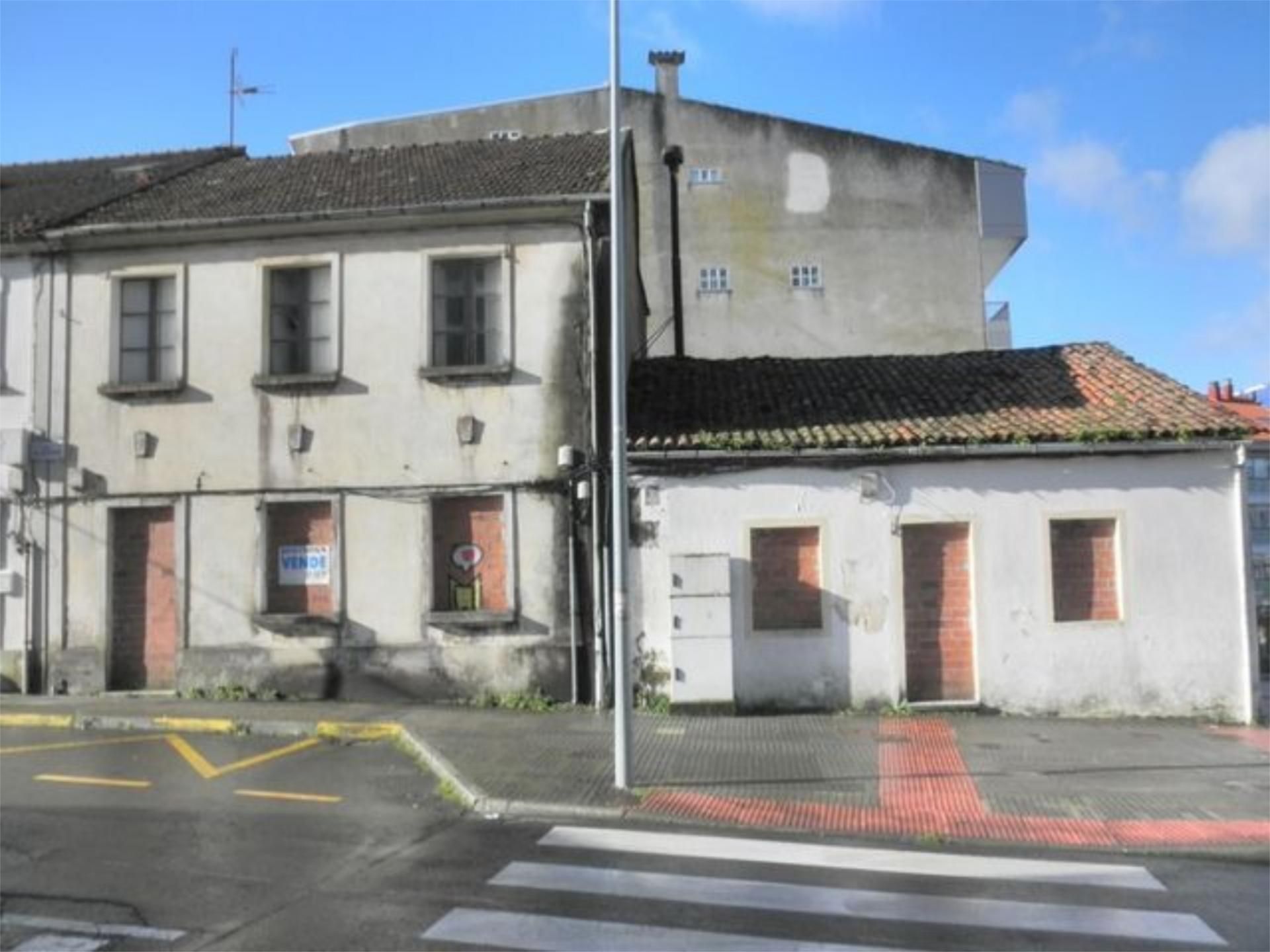Vista exterior de Traster en venda en Santiago de Compostela 