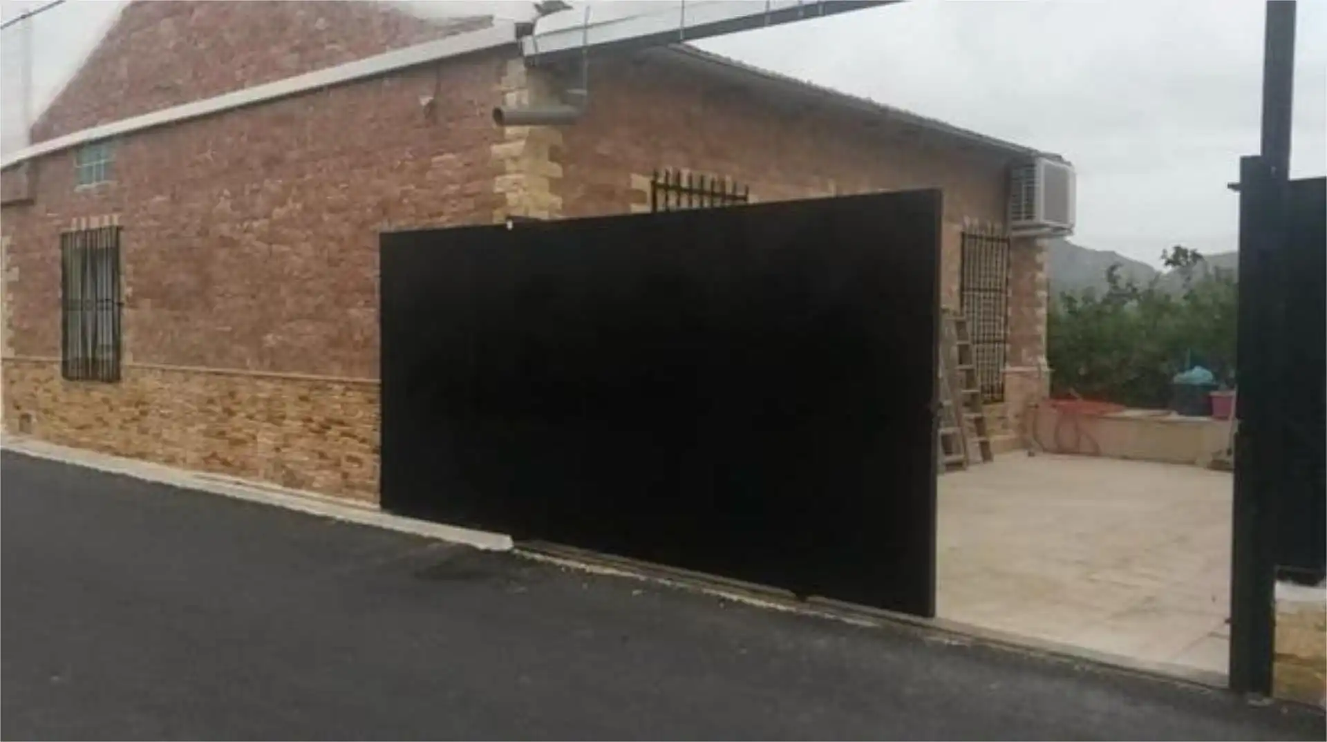 Vista exterior de Casa o xalet en venda en Orihuela amb Terrassa