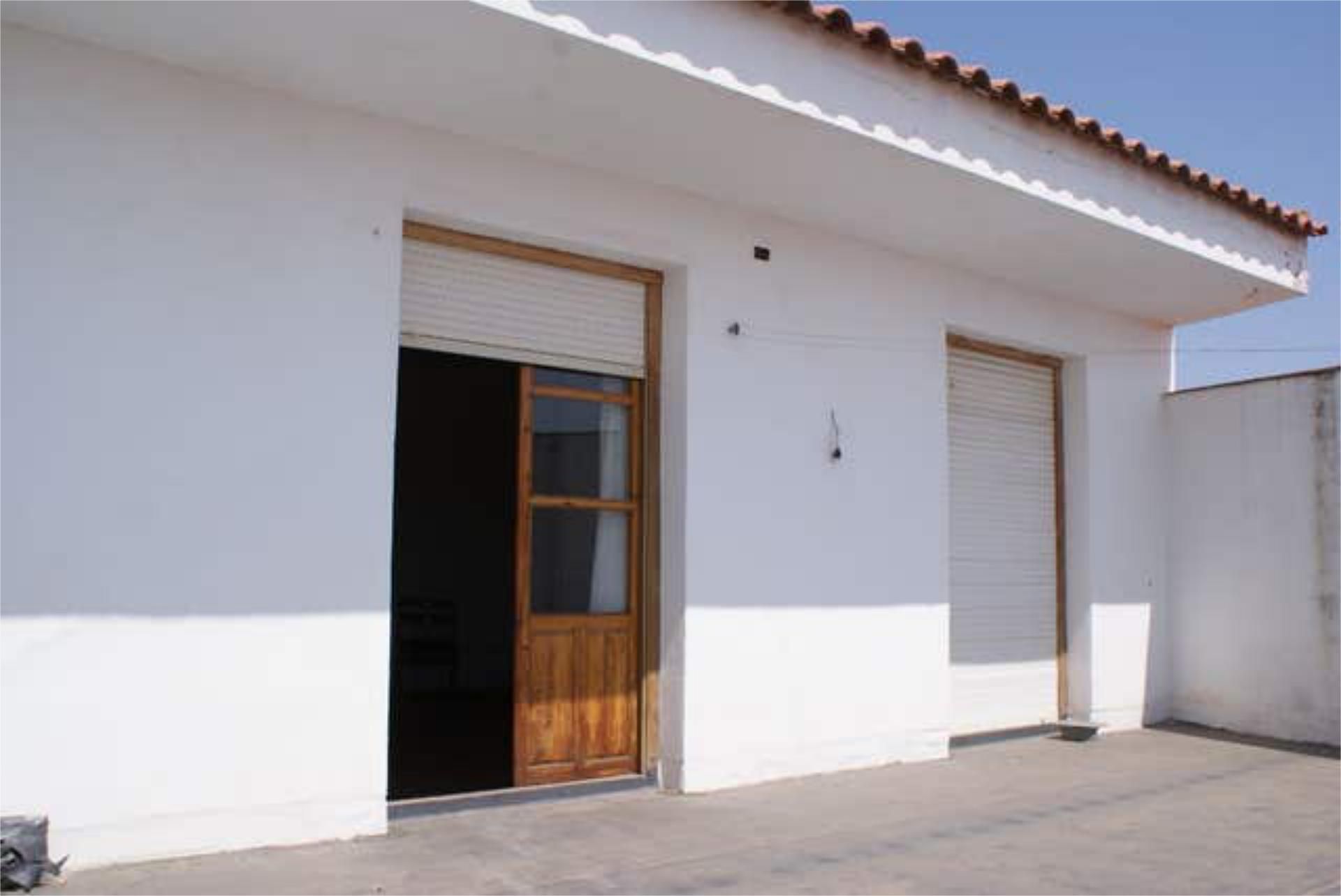 Exterior view of Attic for rent in Villarrobledo  with Heating, Terrace and Furnished
