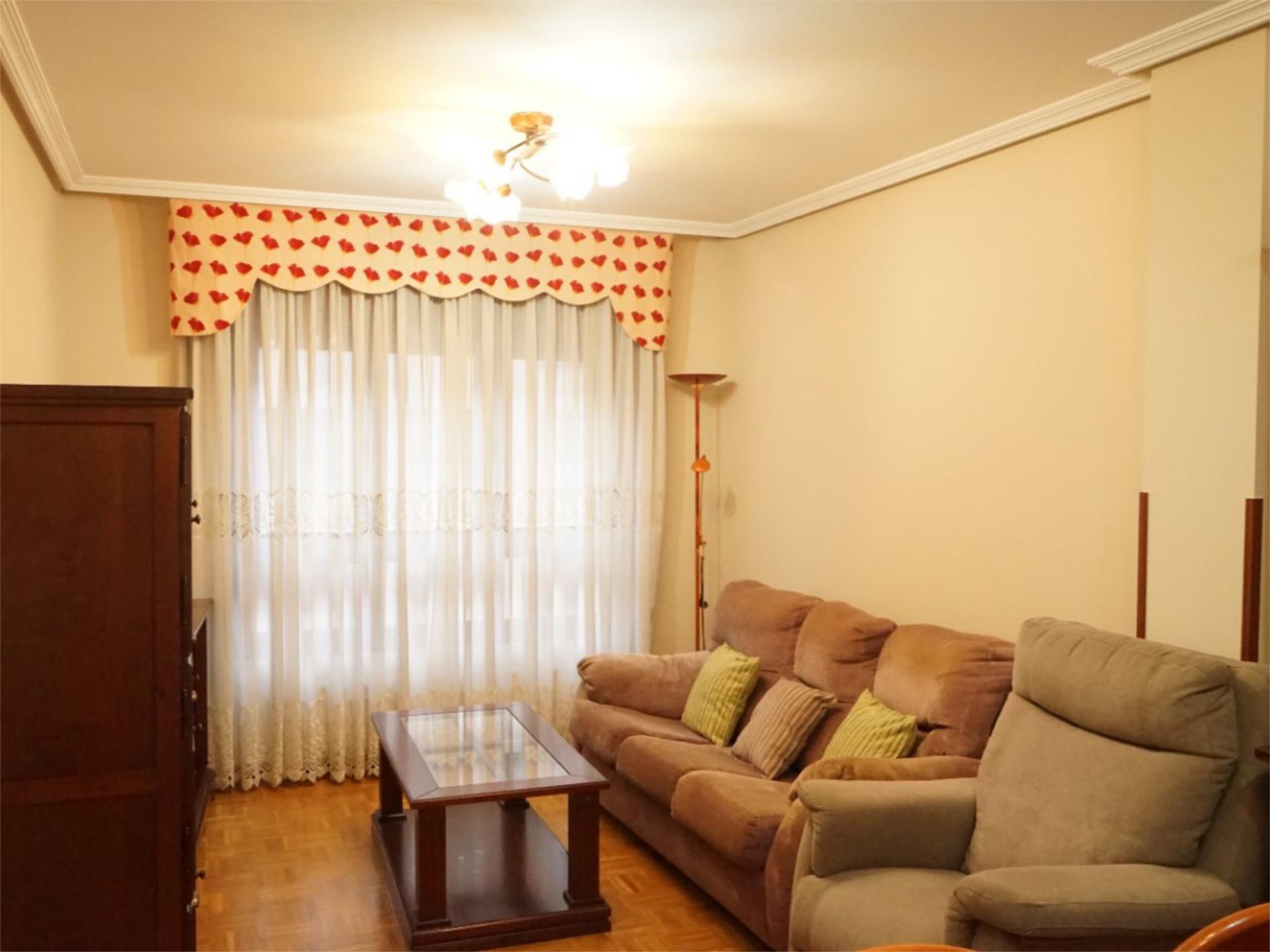 Flat for rent in Corvera de Asturias Living room of Flat for rent in Corvera de Asturias with Heating, Parquet flooring and Furnished