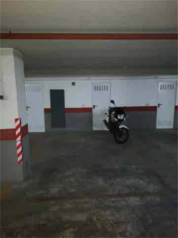 Garaje en Alquiler en Zona Cantereria