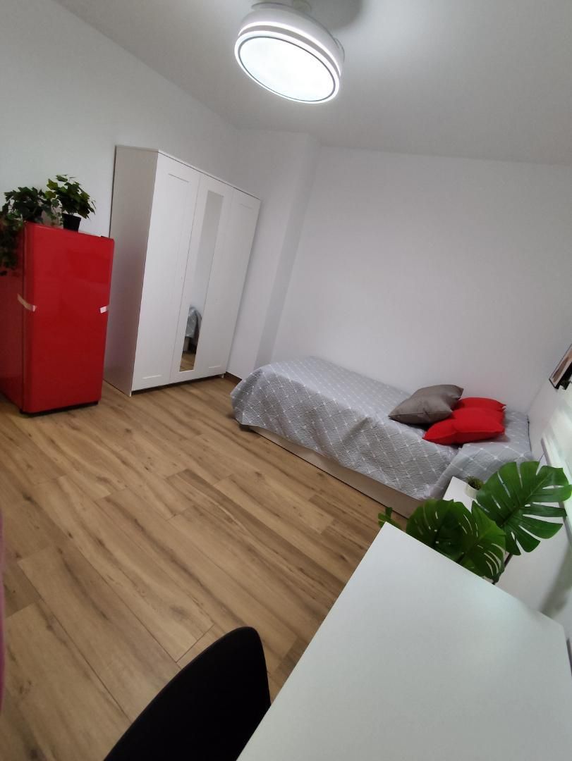 Bedroom of Flat for share in  Madrid Capital  with Heating, Furnished and Oven