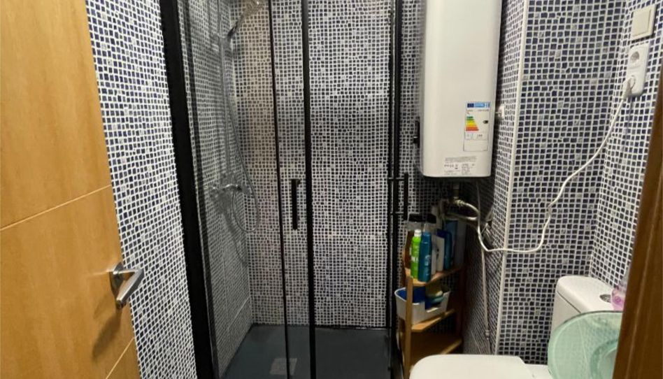 Zimmer in Calle del Jazmín, 39, Costillares, Madrid Capital - Bild 1 Foto 1 von Zimmer in Calle del Jazmín, 39, Costillares, Madrid Capital