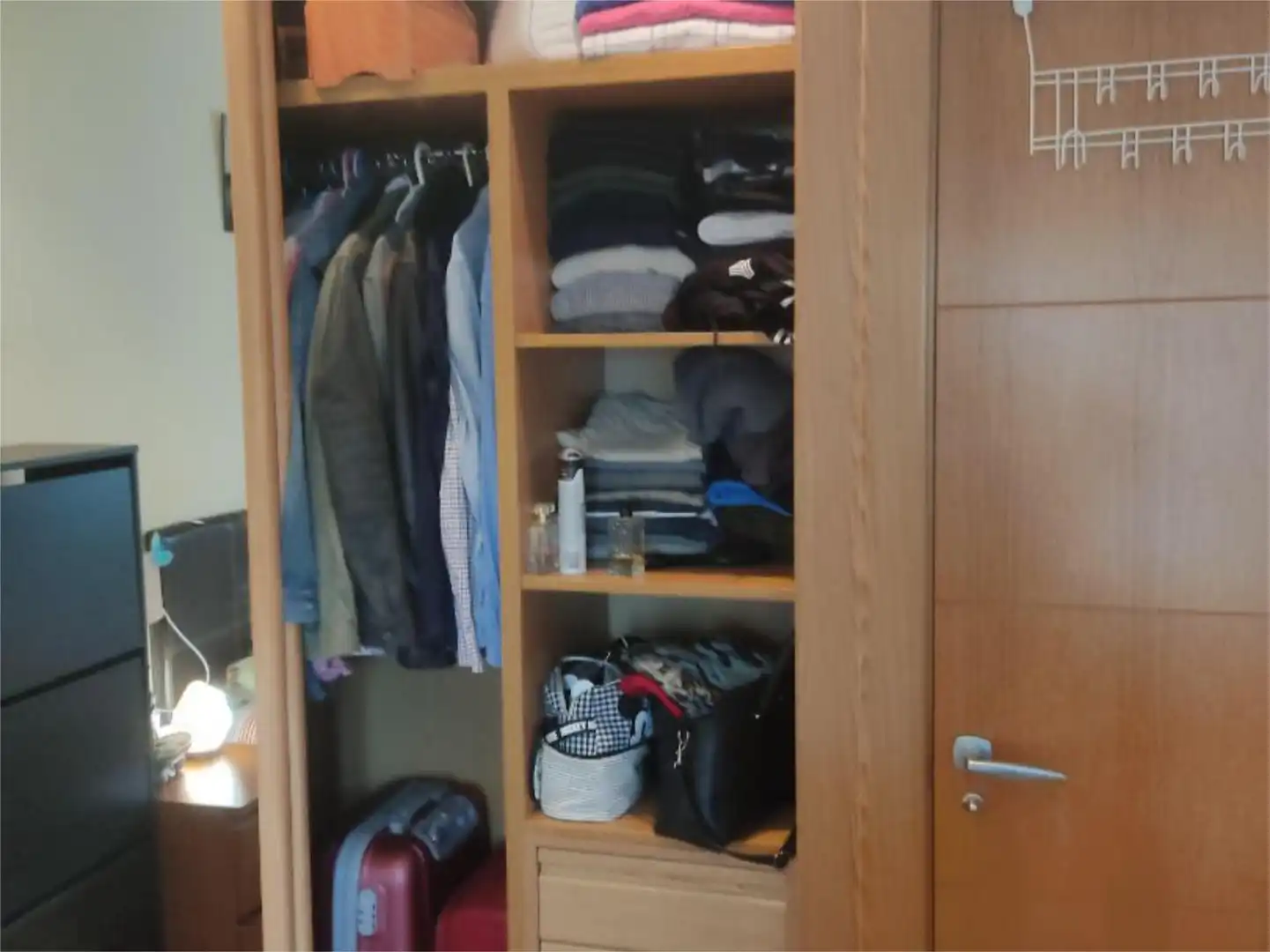 Bedroom of Flat for share in Madrid  with Air Conditioner, Heating and Parquet flooring