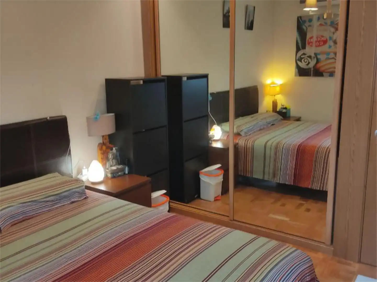 Bedroom of Flat for share in Madrid  with Air Conditioner, Heating and Parquet flooring