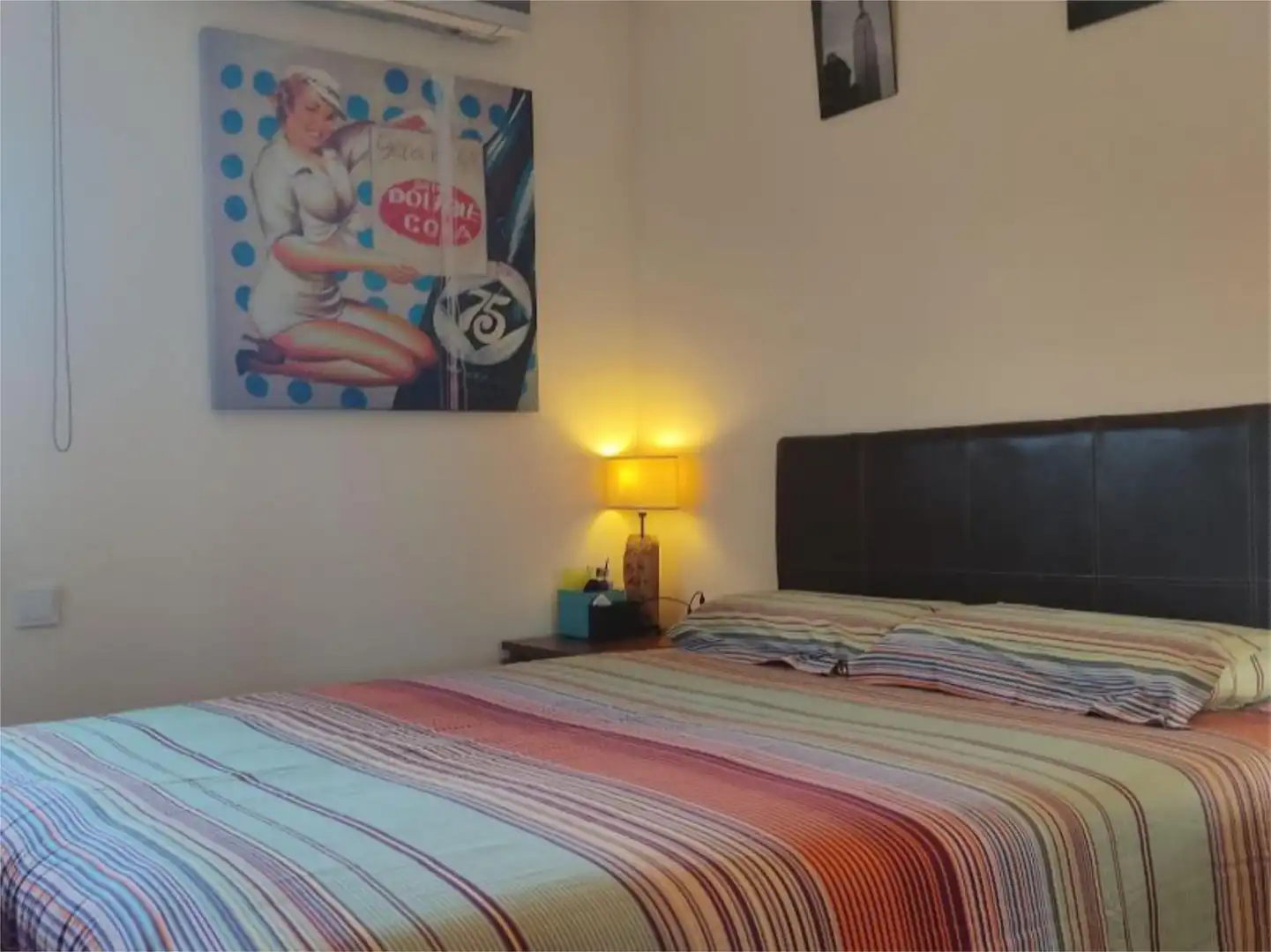Bedroom of Flat for share in Madrid  with Air Conditioner, Heating and Parquet flooring