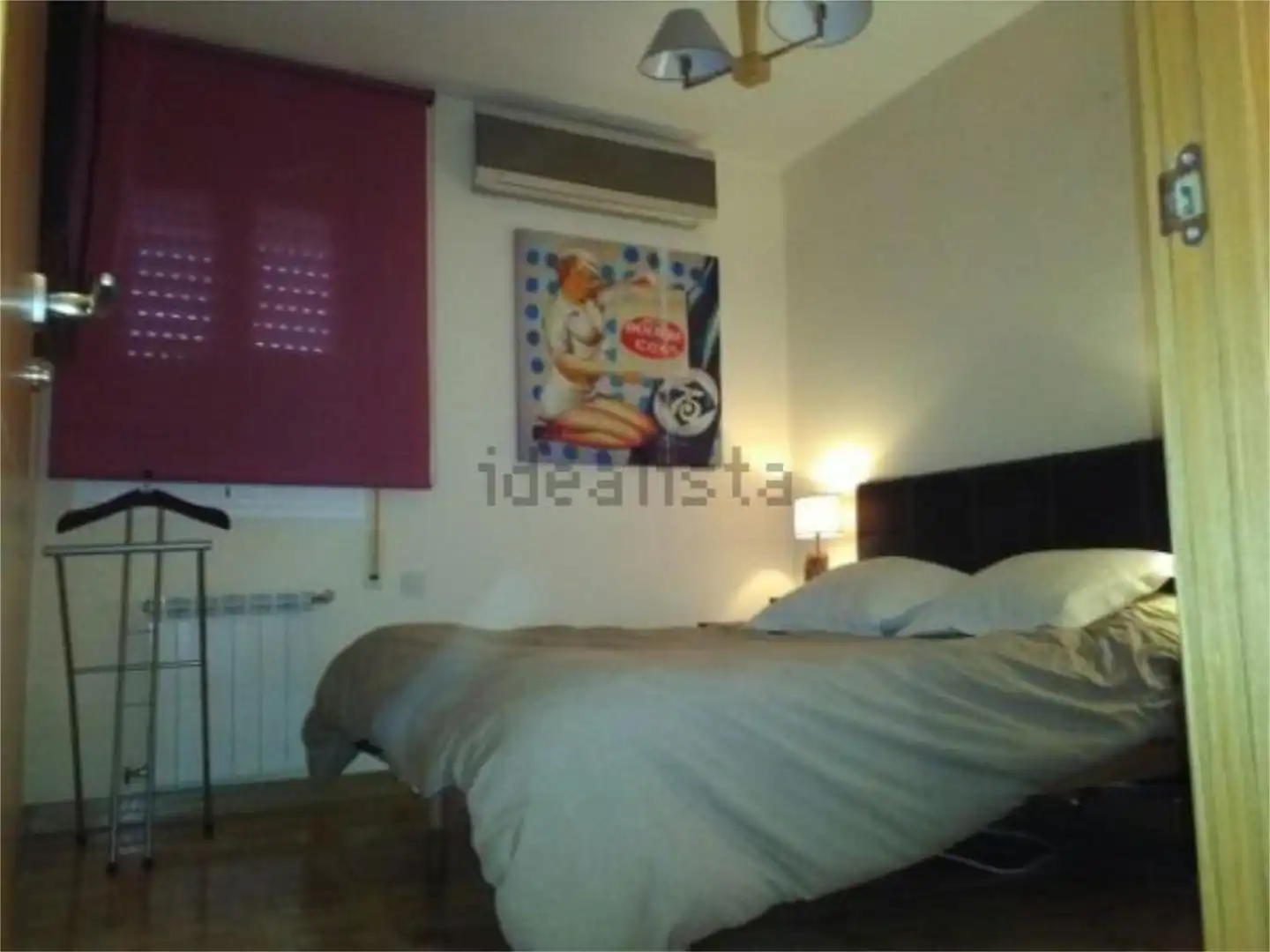 Bedroom of Flat for share in Madrid  with Air Conditioner, Heating and Parquet flooring