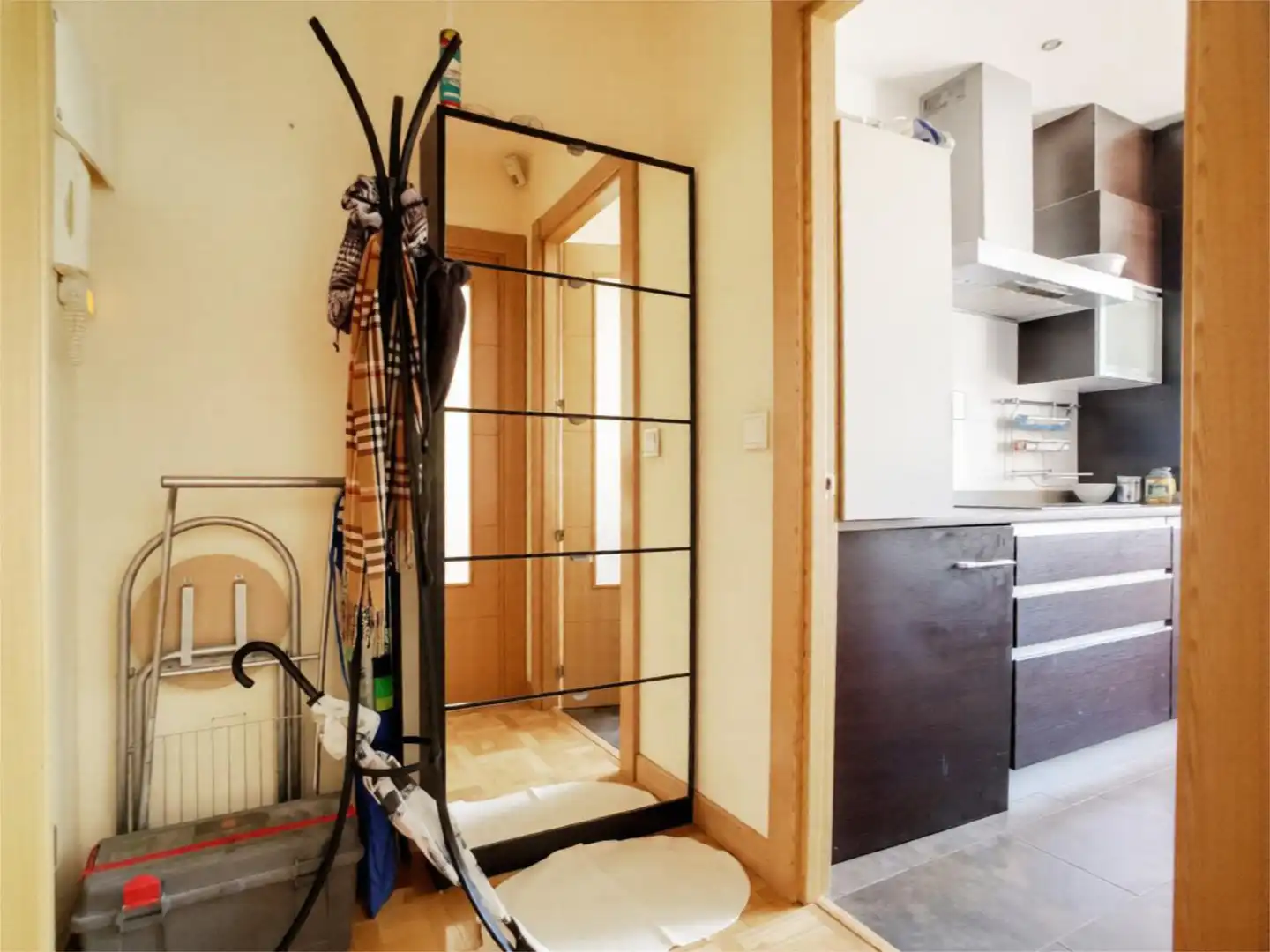 Flat for share in Madrid  with Air Conditioner, Heating and Parquet flooring