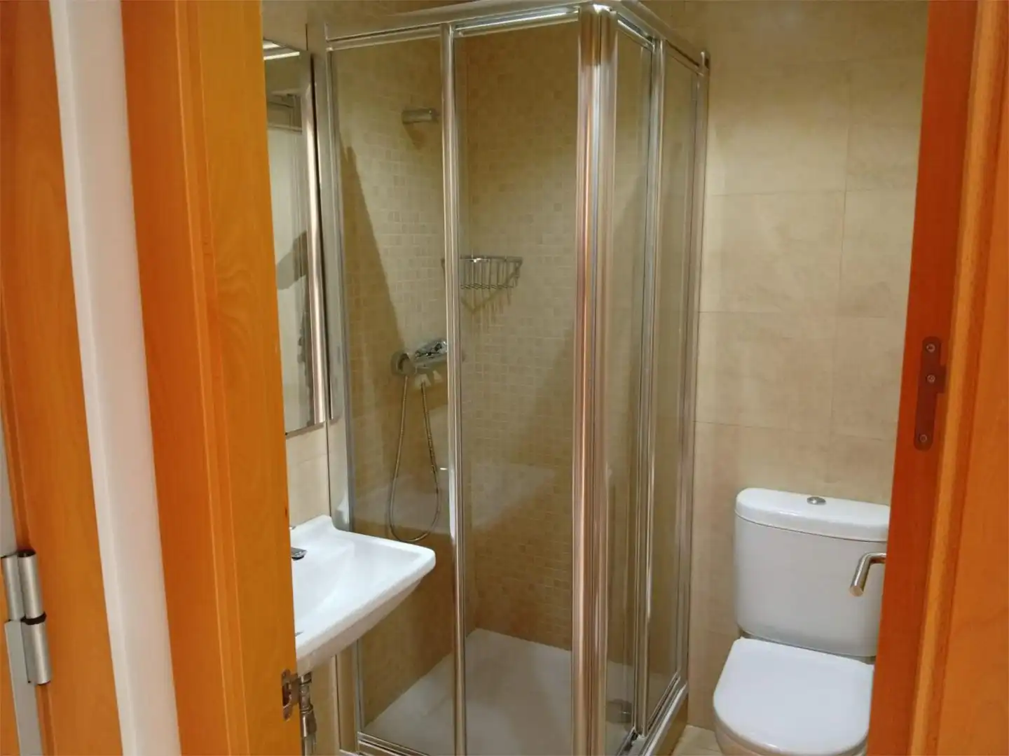 Pis de lloguer a Camino de Bobar, 2, Nueva Almería - Cortijo Grande - Vega de Acá Bany de Pis de lloguer en Almería amb Terrassa, Traster i Piscina
