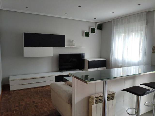 Piso en Venta en Calle de Huarte, 20 en Chantrea