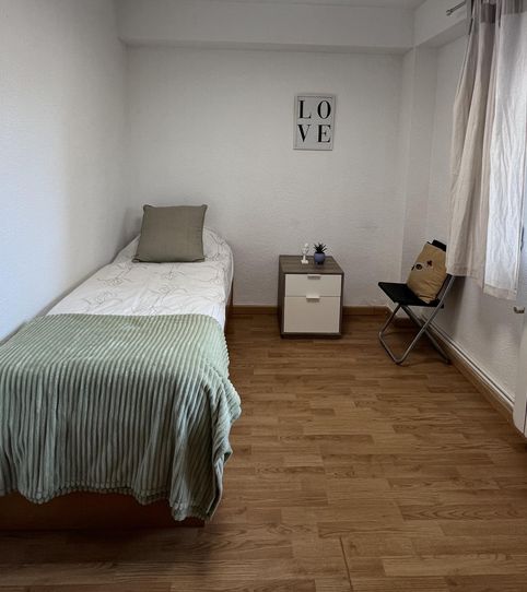 Habitación en Calle Montero, 25, Centro, Móstoles - imagen 2 Foto 2 de Habitación en Calle Montero, 25, Centro, Móstoles