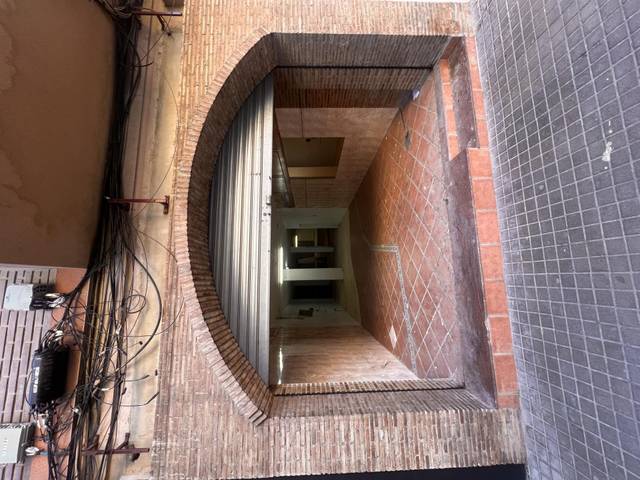 Local comercial en Venta en Calle Azorín, 31 en Camí Reial