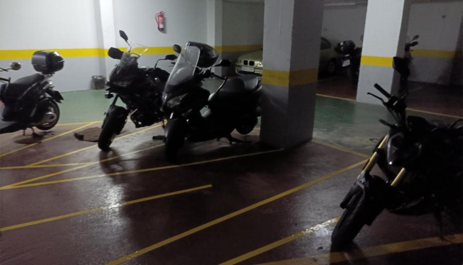 Garatge de lloguer a Calle Poeta Nieto, 2, Paseo Marítimo - San José - La Laguna, Cádiz Capital - imatge 1 Foto 1 de Garatge de lloguer a Calle Poeta Nieto, 2, Paseo Marítimo - San José - La Laguna, Cádiz Capital